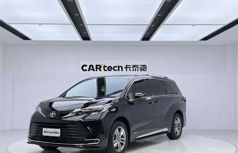 Toyota Sienna 2024 из Китая