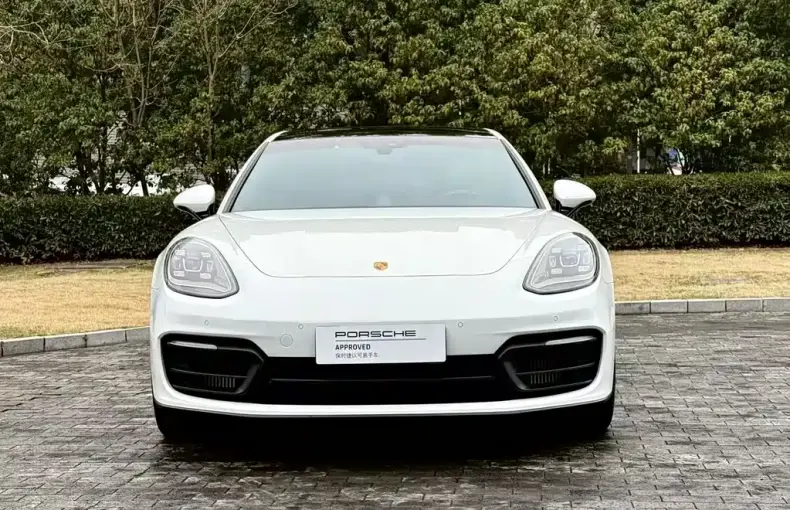 Porsche Panamera Hybrid 2022 из Китая