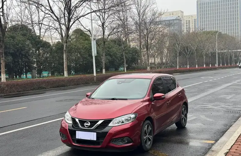 Nissan Tiida 2018 из Китая