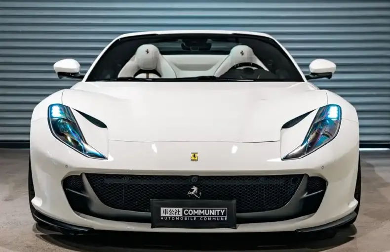 Ferrari 812 2023 из Китая