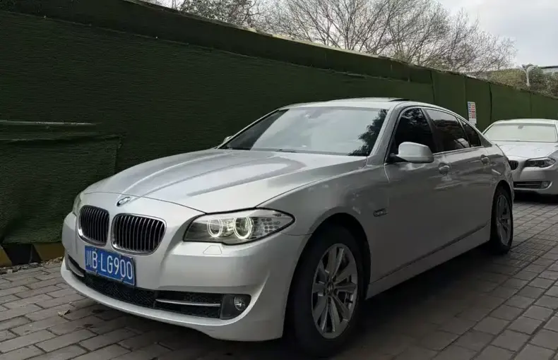 BMW 5 Series 2013 из Китая