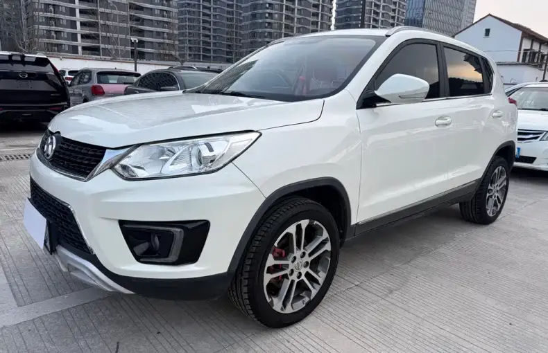 BAIC Senova X35 2017 из Китая