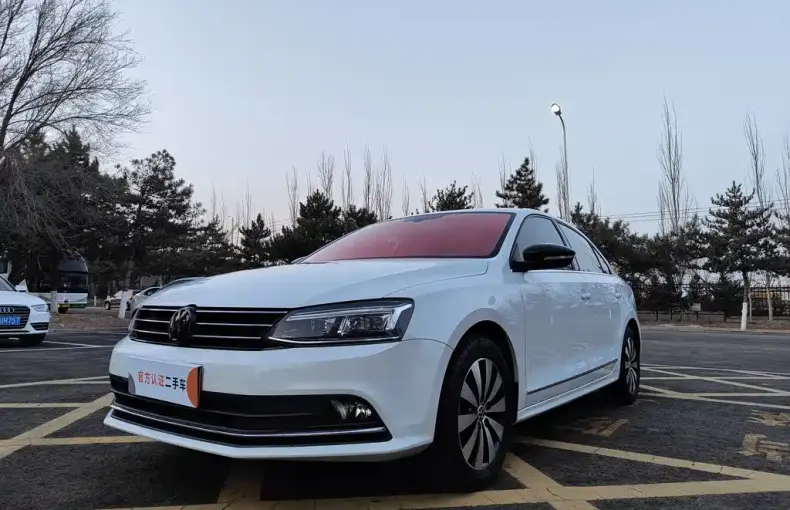 Volkswagen Sagitar 2018 из Китая