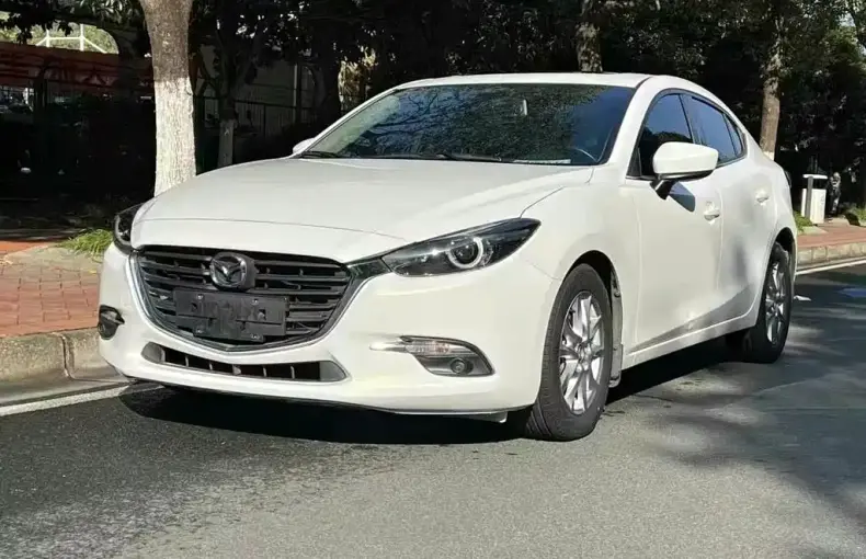 Mazda 3 Axela 2017 из Китая