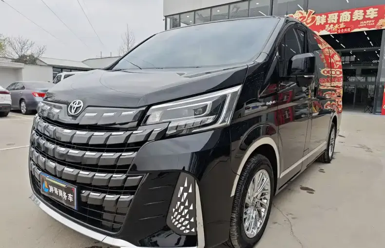 Toyota 2025 из Китая