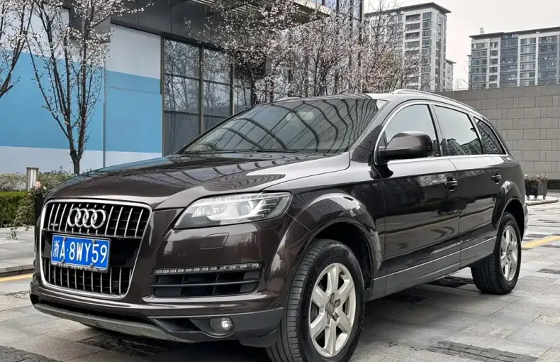 Audi Q7 2013 из Китая