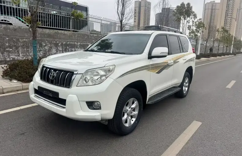 Toyota Prado (Import) 2011 из Китая