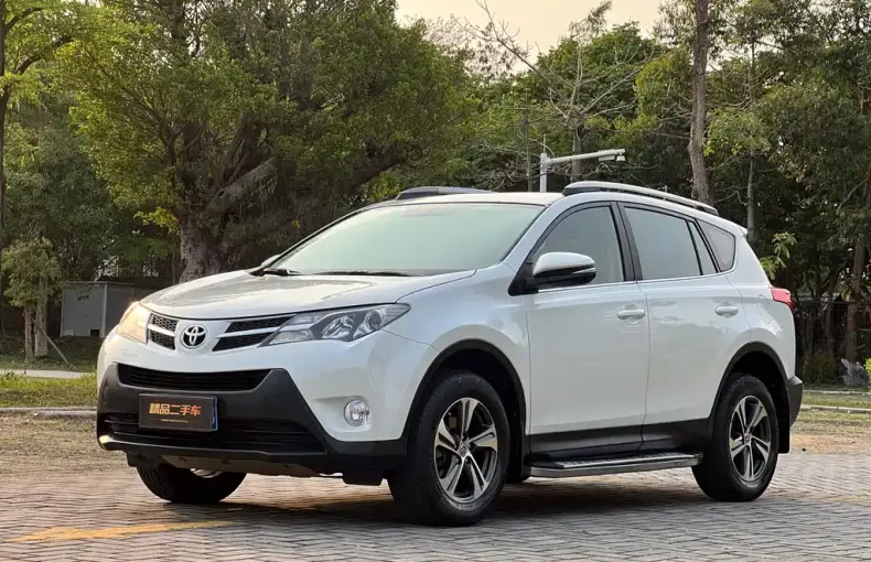 Toyota RAV4 2016 из Китая