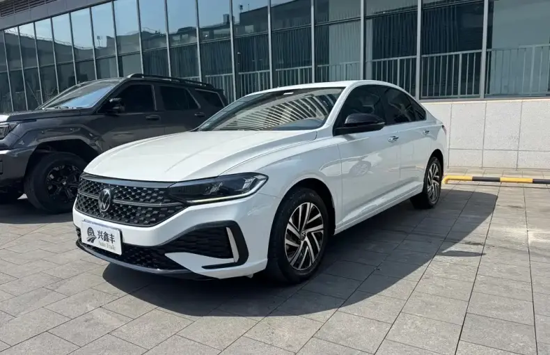 Volkswagen Lavida 2022 из Китая