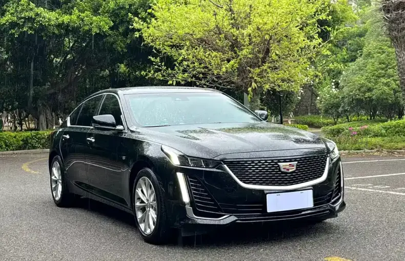 Cadillac CT5 2024 из Китая