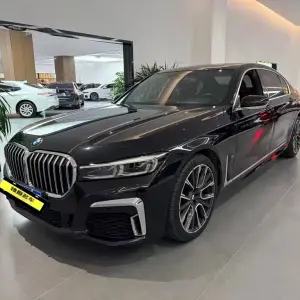 BMW 7 Series 2021 из Китая