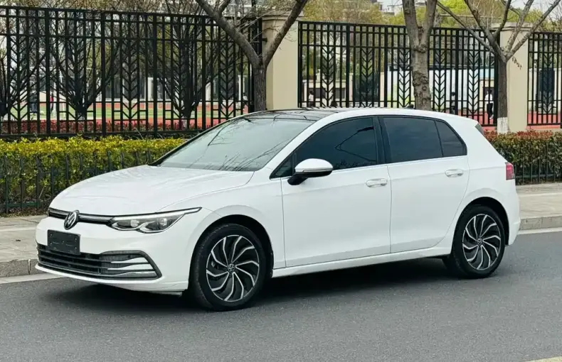 Volkswagen Golf 2021 из Китая