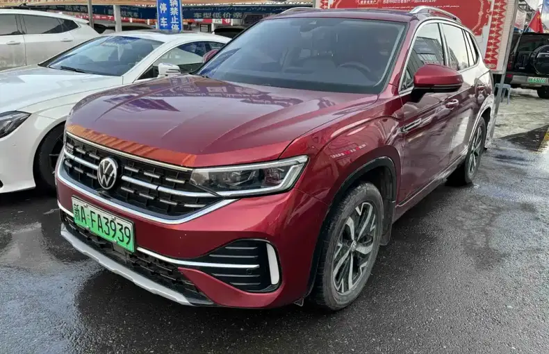 Volkswagen GTE PHEV 2024 из Китая