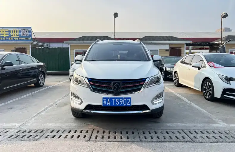 Baojun 560 2016 из Китая