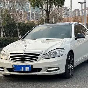 Mercedes-Benz S-Class 2011 из Китая