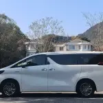 Toyota Alphard 2022 из Китая