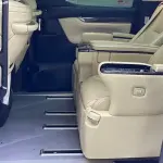 Toyota Alphard 2020 из Китая