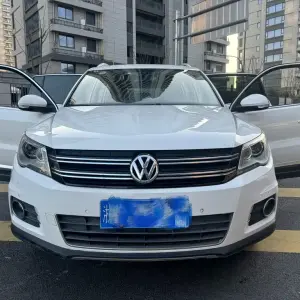 Volkswagen Tiguan 2012 из Китая