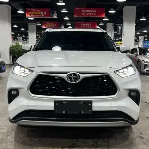 Toyota Highlander 2023 из Китая