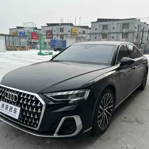 Audi A8 2025 286 л.с. из Китая