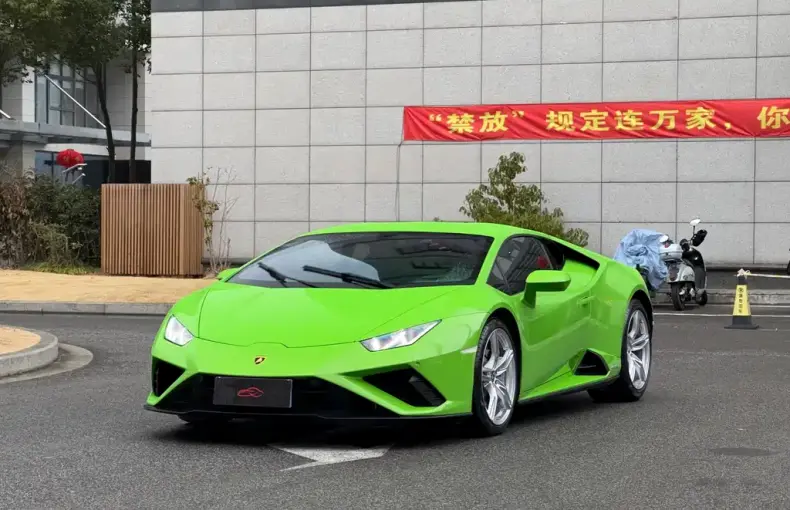 Lamborghini Huracán 2021 из Китая