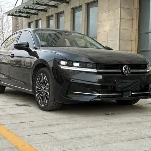 Volkswagen Magotan 2025 220 л.с. из Китая