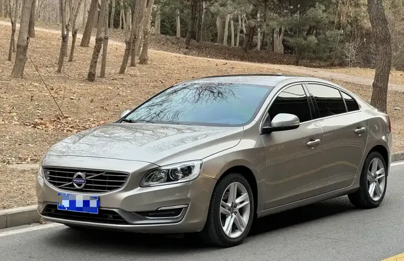 Volvo S60 2015 из Китая