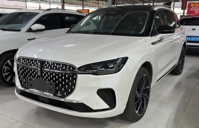 Lincoln Corsair 2024 из Китая