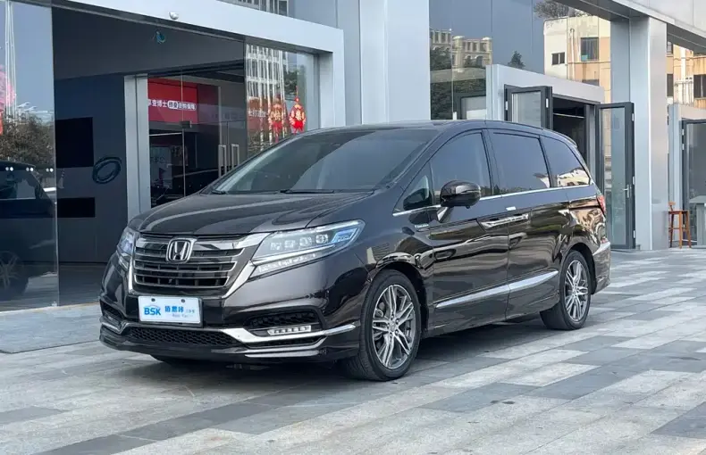 Honda Elysion 2021 из Китая
