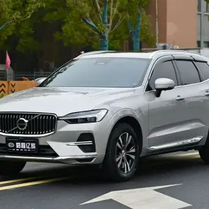 Volvo XC60 2022 250 л.с. — лот 57732668 из Китая