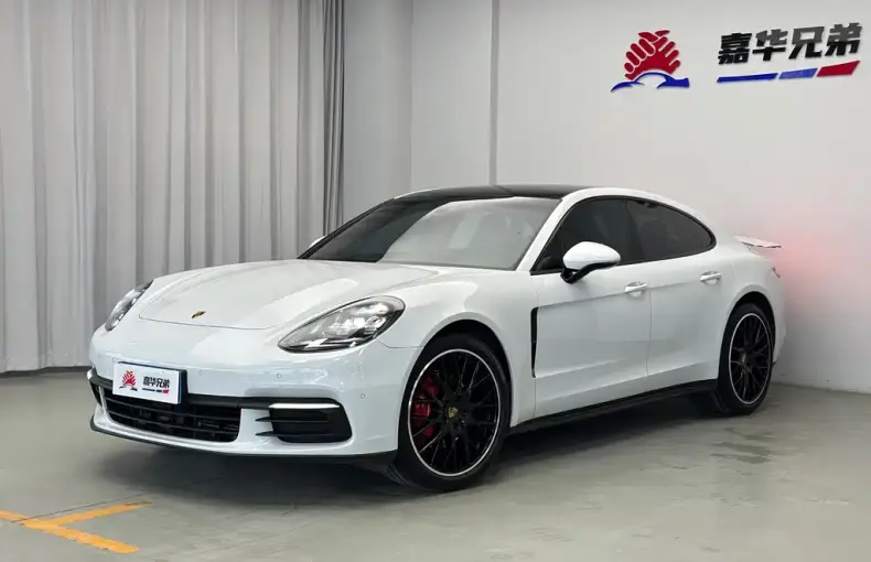 Porsche Panamera 2018 из Китая