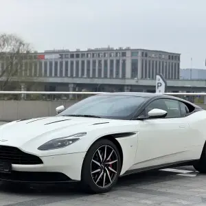 Aston Martin DB11 2017 608 л.с. из Китая