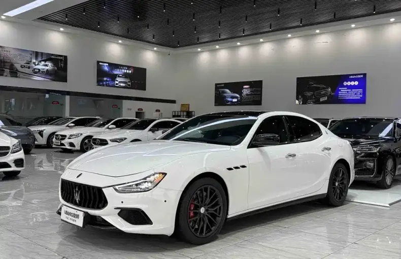 Maserati Ghibli 2014 из Китая