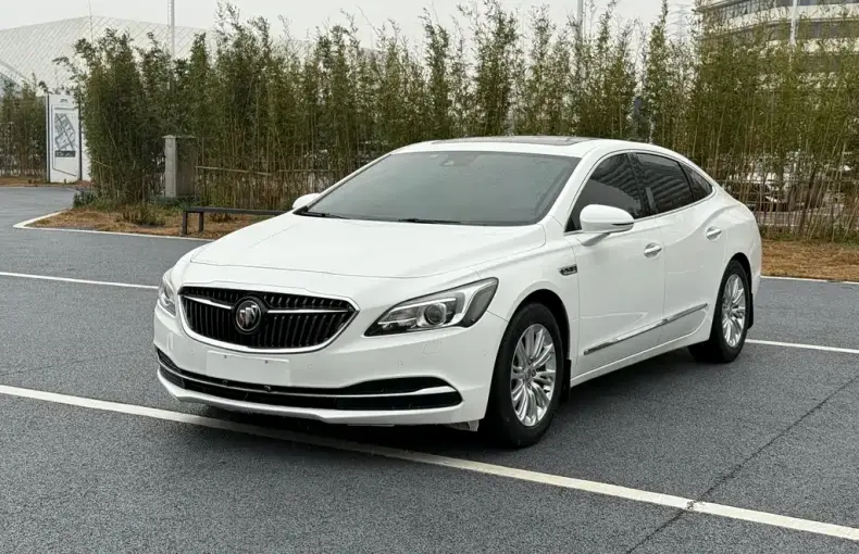Buick LaCrosse 2017 из Китая