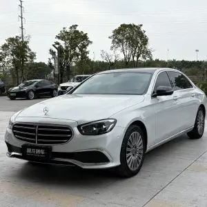Mercedes-Benz E-Class 2022 из Китая