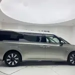 Volvo EM90 2024 лот 57739855 из Китая
