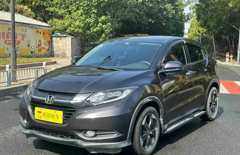 Honda Vezel 2018 из Китая
