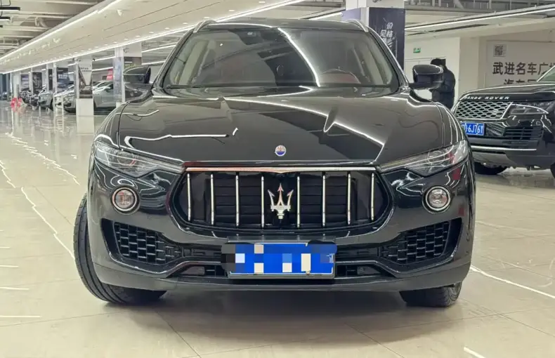 Maserati Levante 2017 из Китая