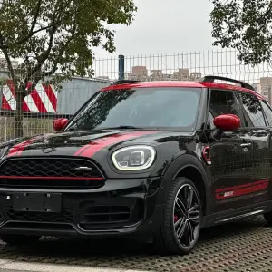 MINI Mini JCW Countryman 2022 из Китая