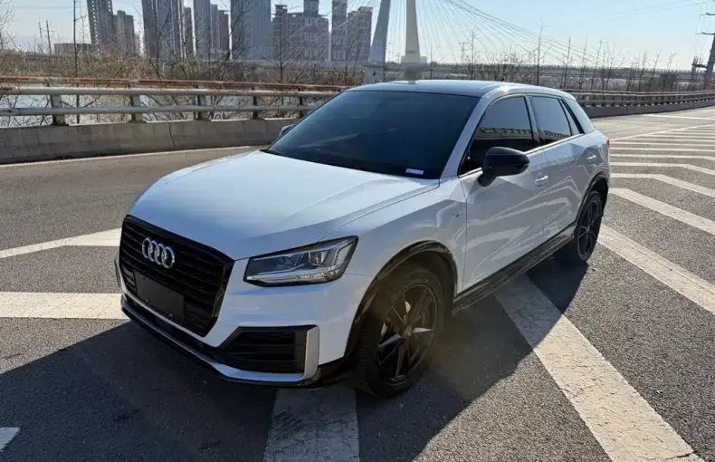 Audi Q2L 2020 из Китая