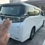Toyota Vellfire 2018 из Китая
