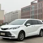 Toyota Sienna 2023 из Китая