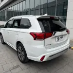 Mitsubishi Outlander 2022 166 л.с. из Китая