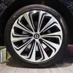 Bentley Bentayga 2022 550 л.с. 550 л.с. 550 л.с. 550 л.с. из Китая