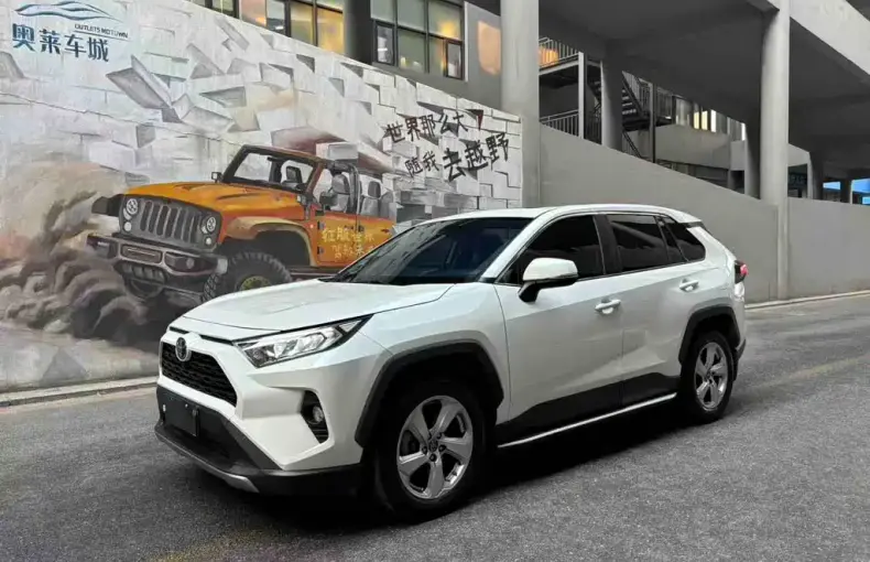 Toyota RAV4 2020 из Китая