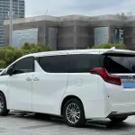 Toyota Alphard 2020 из Китая