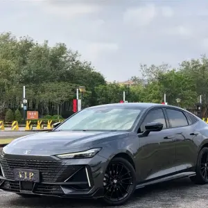 Changan UNI-V 2024 188 л.с. 188 л.с. из Китая