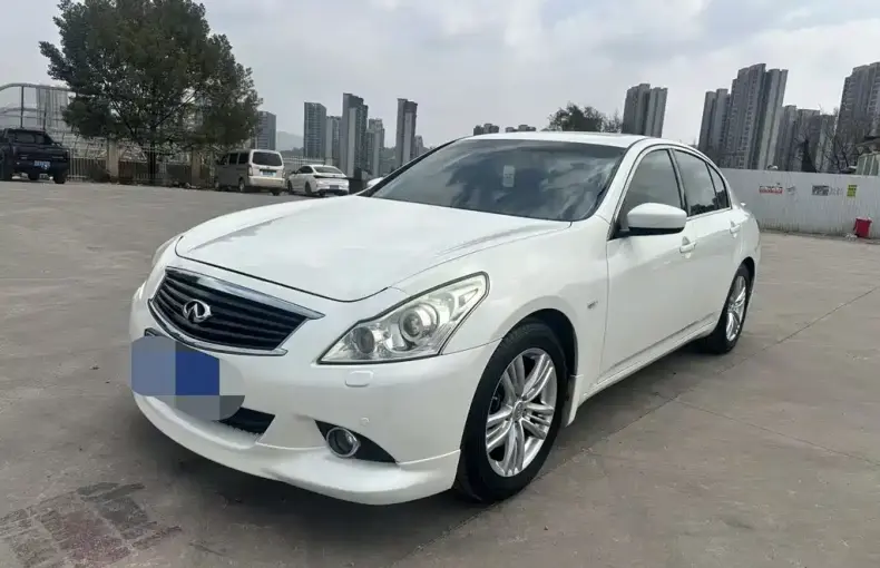 Infiniti G 2013 из Китая
