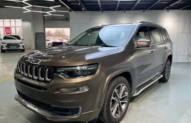 Jeep Grand Commander 2018 из Китая