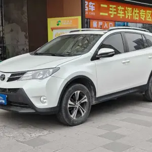Toyota RAV4 2016 из Китая